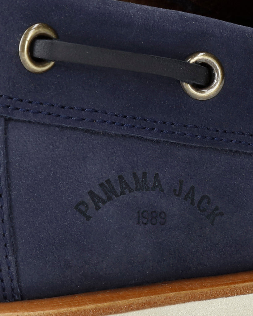 Boat náutico de piel con forro interior de piel. marino