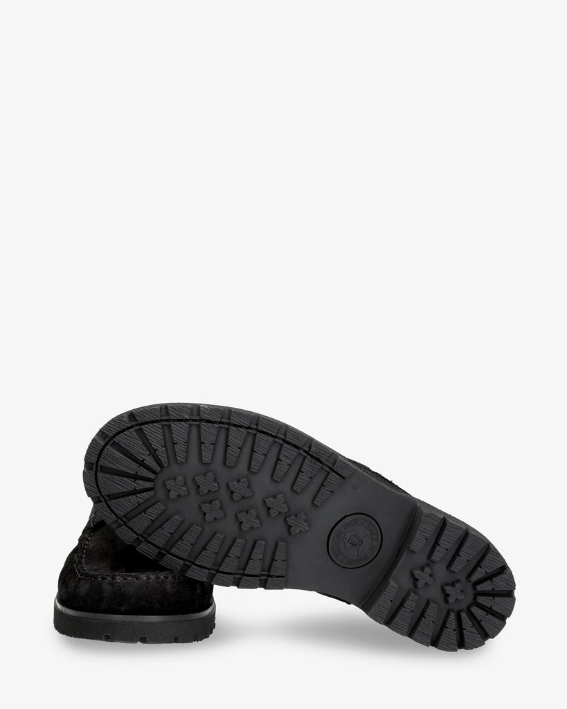 Boat náutico de piel con forro interior de piel. negro