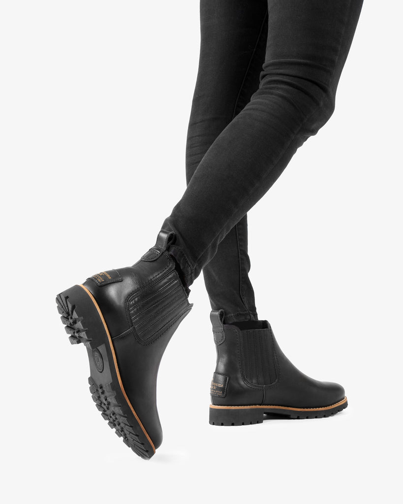 Brigitte Igloo Trav botines de piel con forro interior de pelo natural. negro