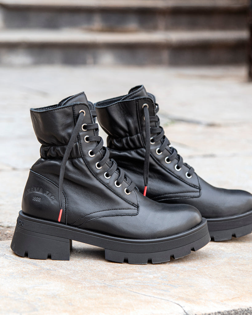 Clementine botas de piel con forro interior de piel. negro