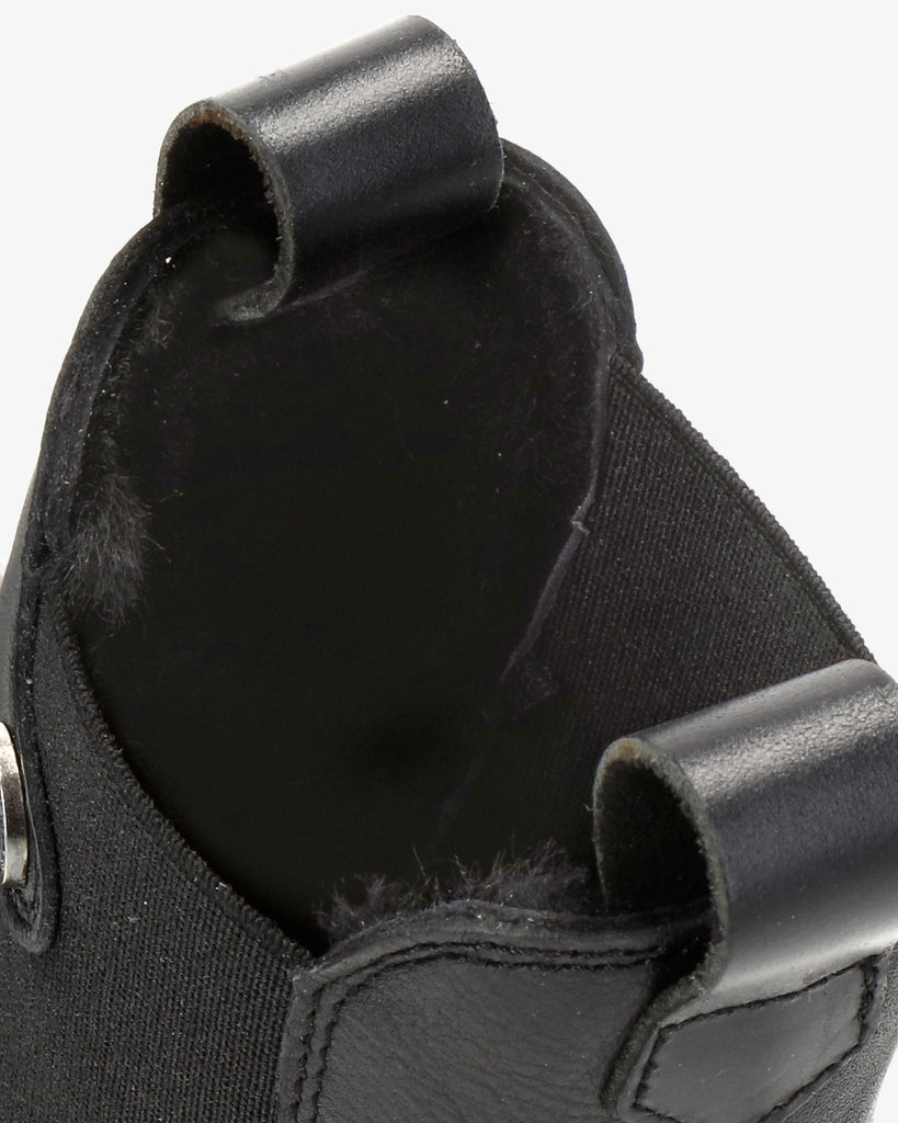 Francesca Igloo botas de piel con forro interior de pelo natural. negro