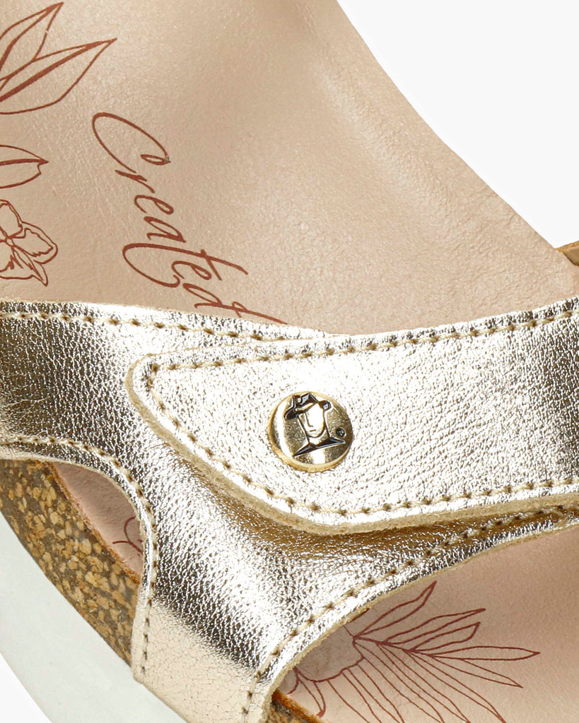 Sulia Shine sandalias de piel con forro interior de piel. oro